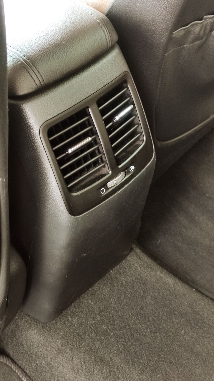 Kia Optima - фото 13