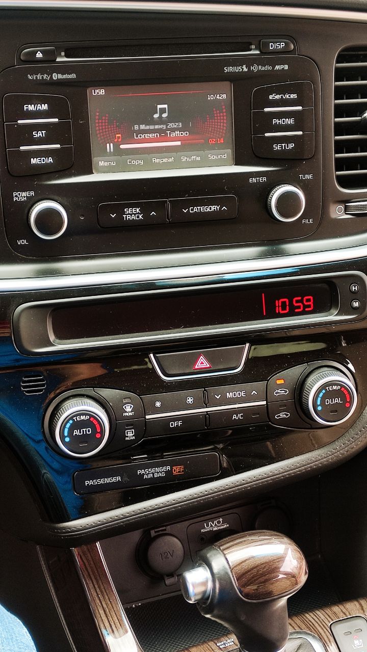 Kia Optima - фото 24