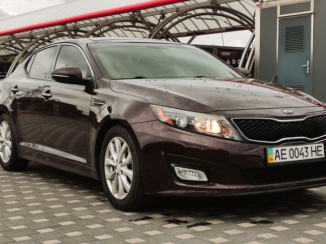 Kia Optima - фото 4