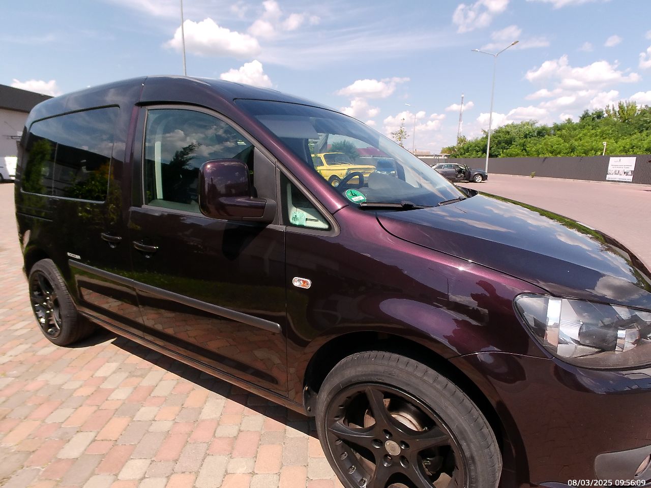 Volkswagen Caddy - фото 2