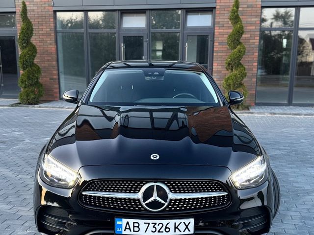 Mercedes-Benz E-Класс AMG - фото 1