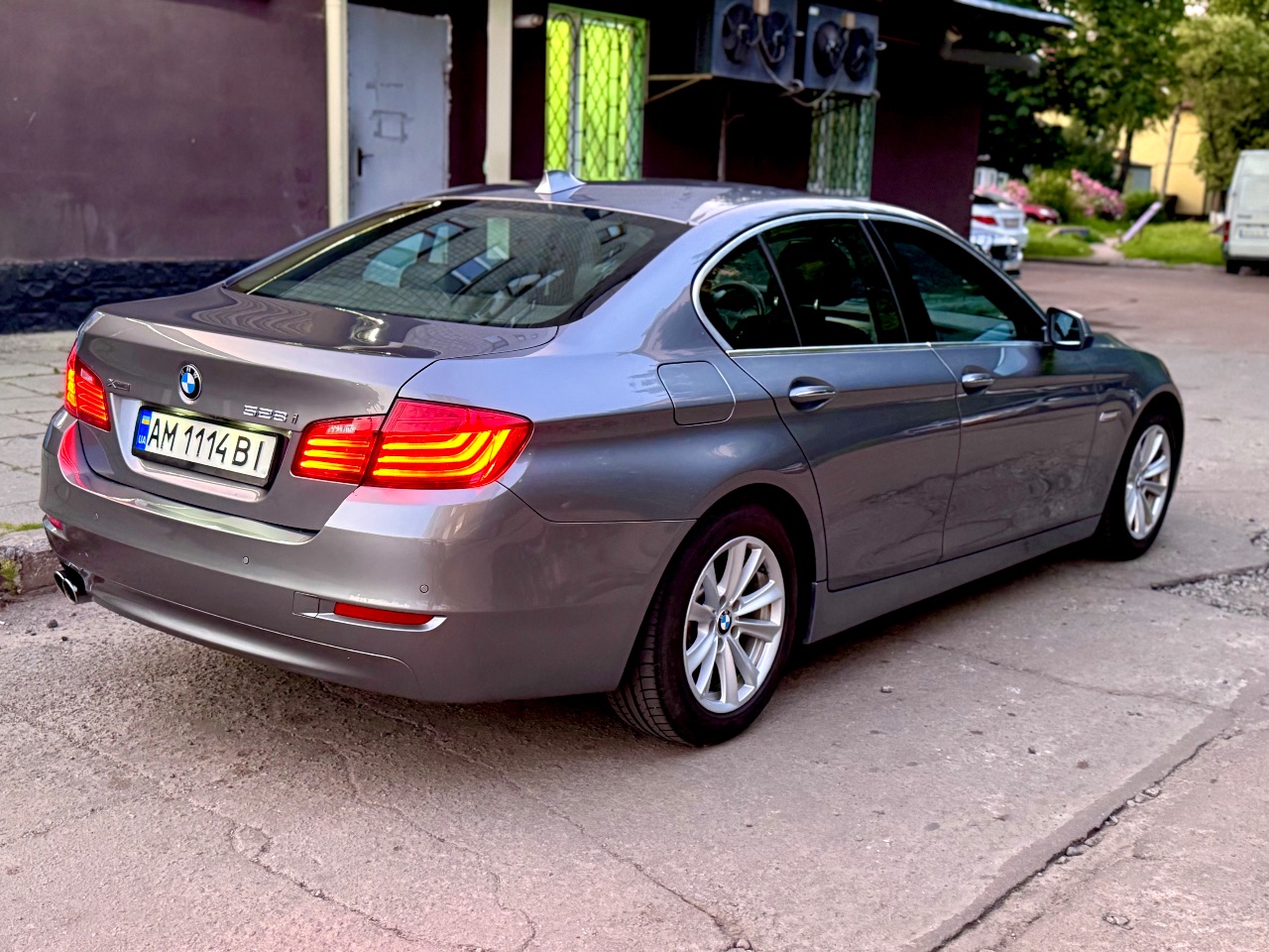 BMW 5 серії - фото 3