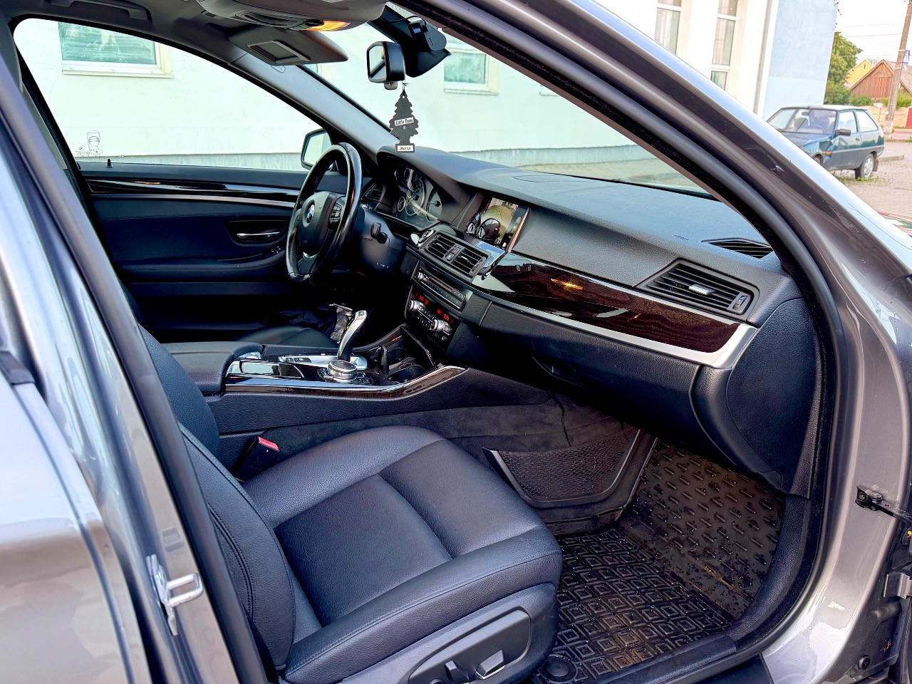 BMW 5 серії - фото 12
