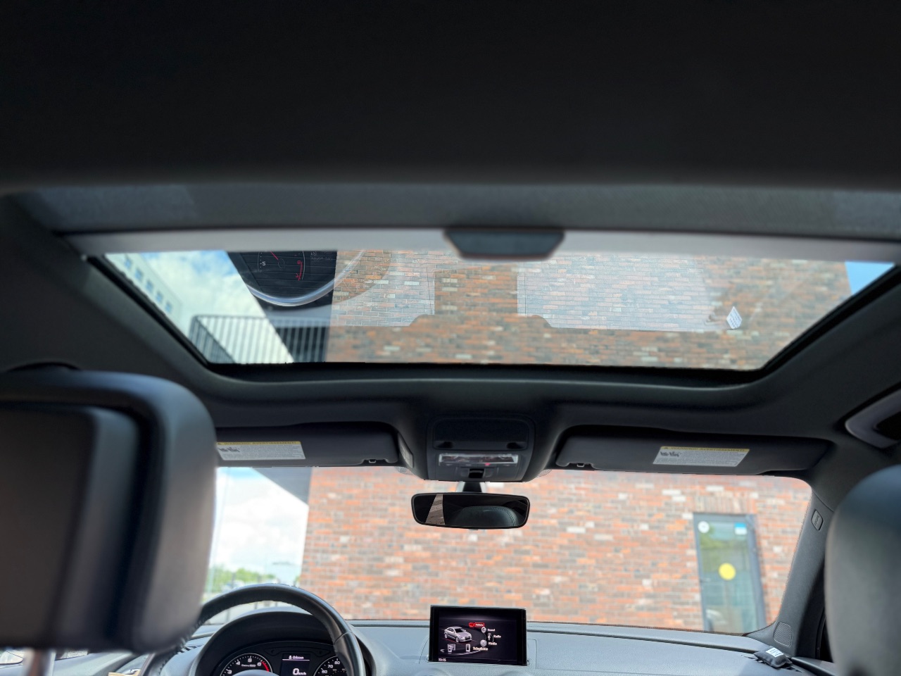 Audi A3 - фото 27