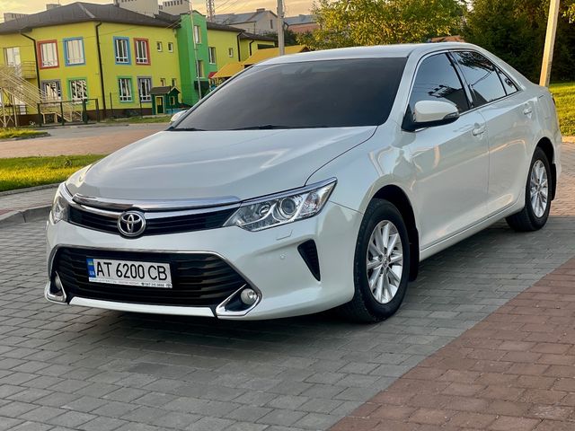 Toyota Camry 2017, Біла, $17 450 - зображення 5
