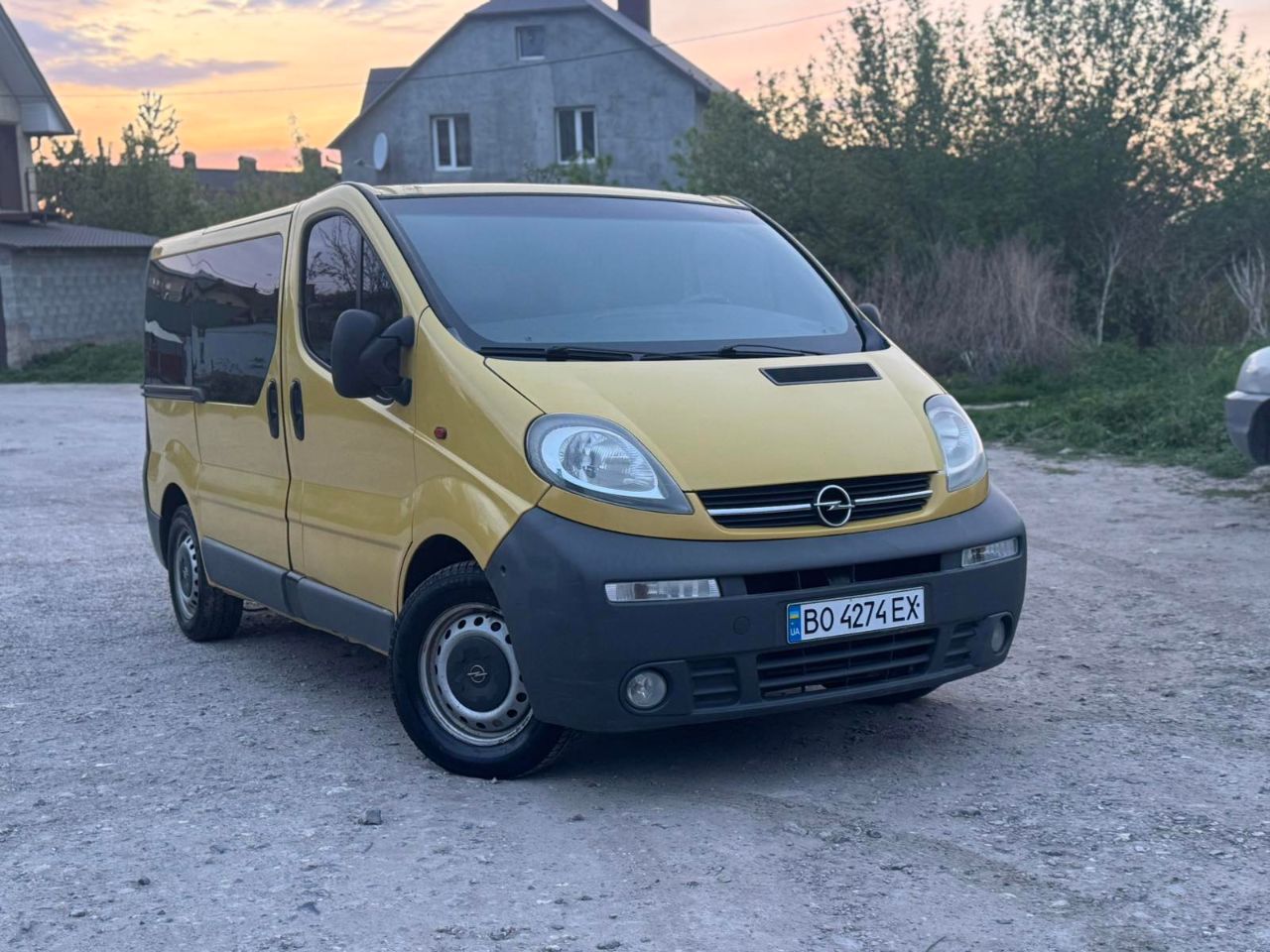 Opel Vivaro - фото 20