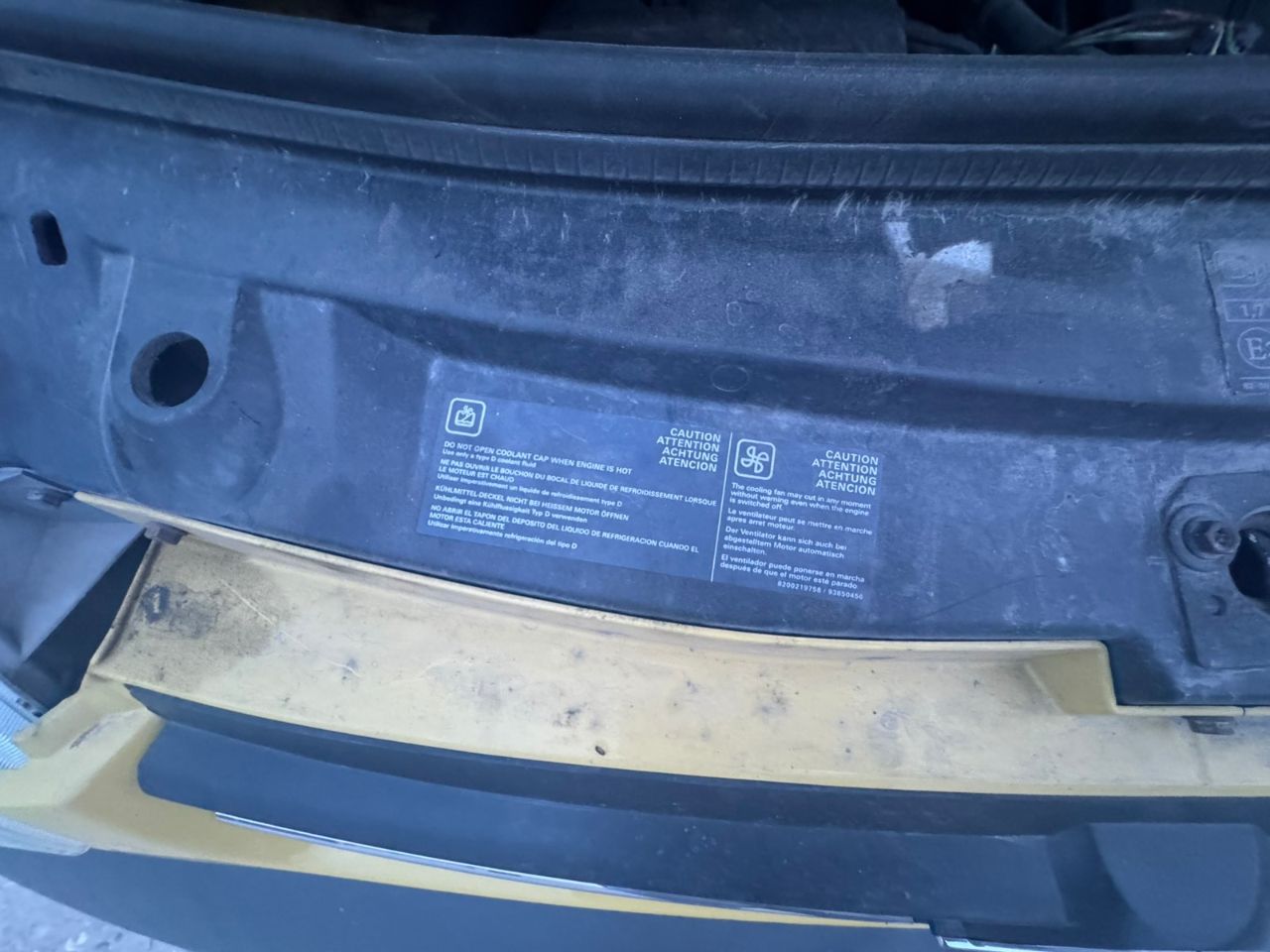 Opel Vivaro - фото 26