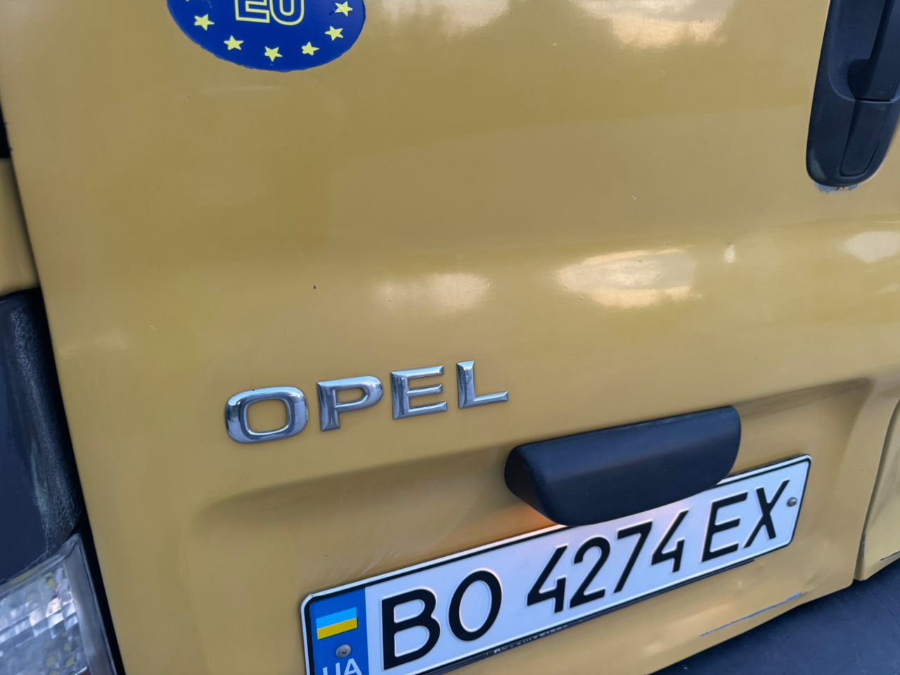 Opel Vivaro - фото 51