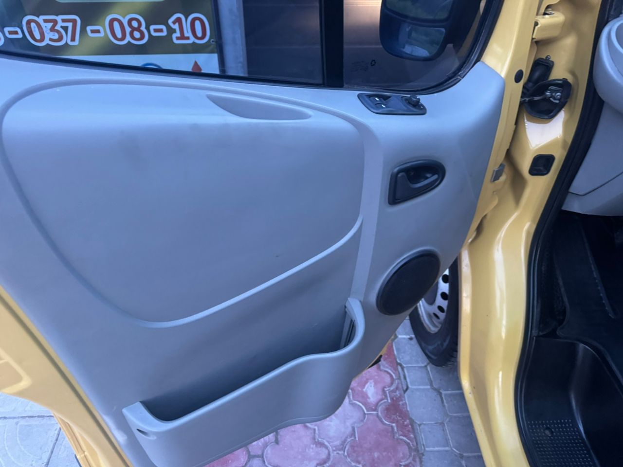 Opel Vivaro - фото 33