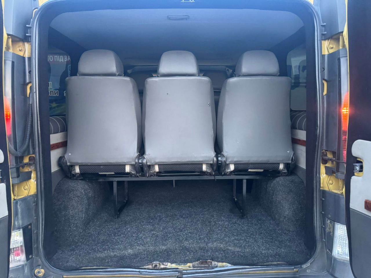 Opel Vivaro - фото 48