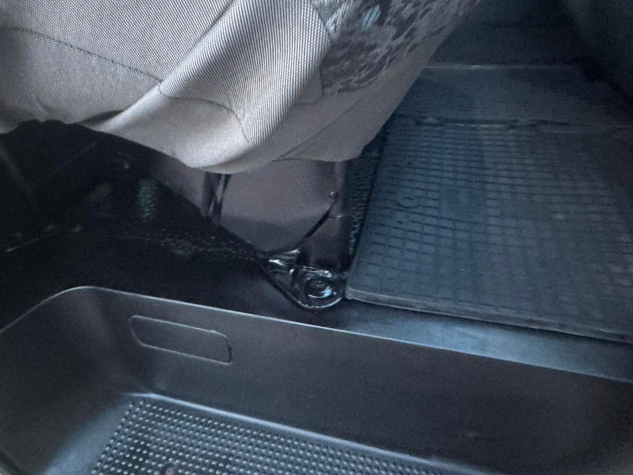 Opel Vivaro - фото 45