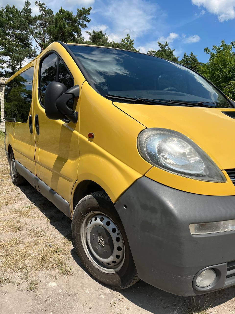 Opel Vivaro - фото 16