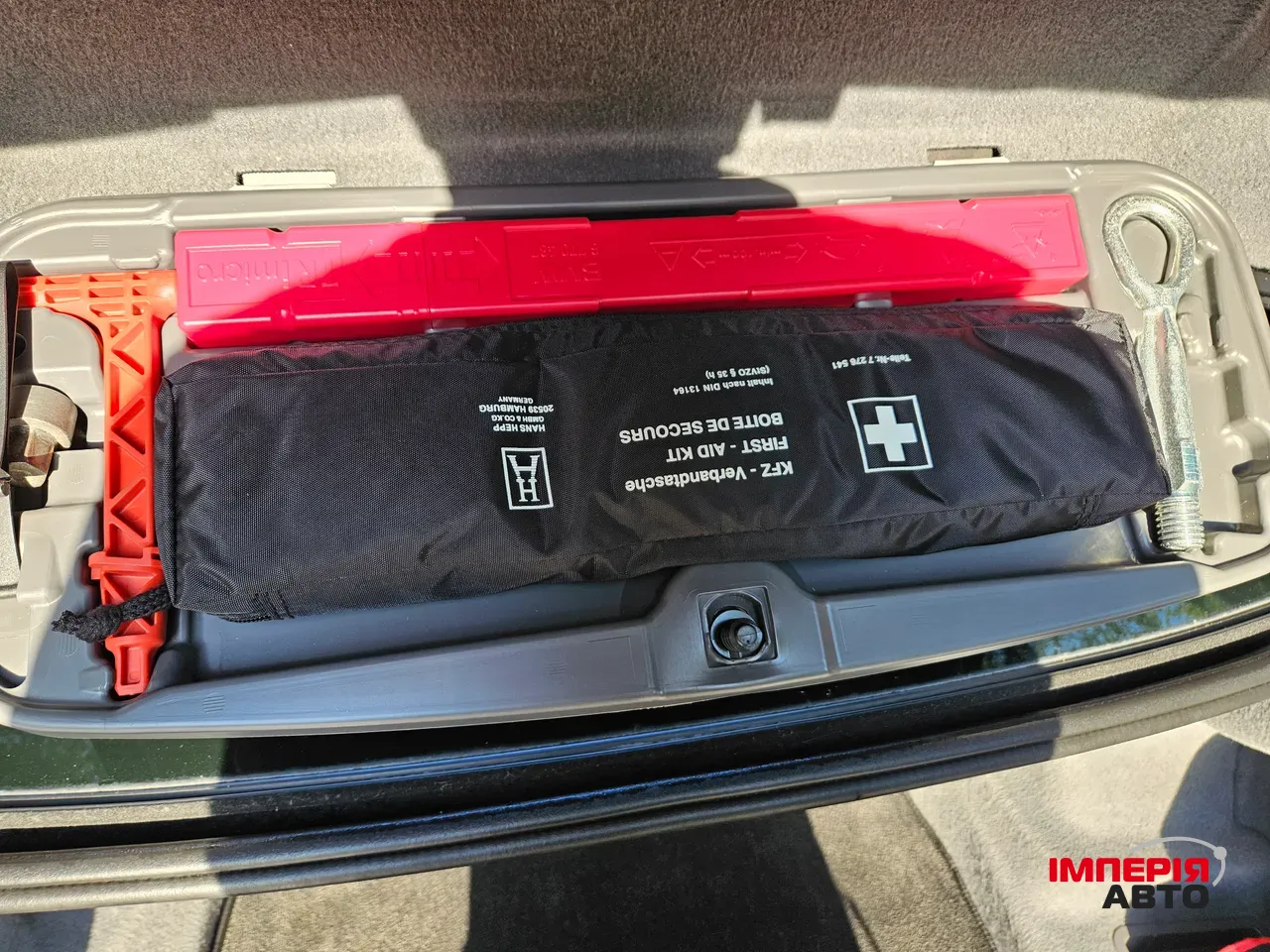 BMW 7 серії - фото 13