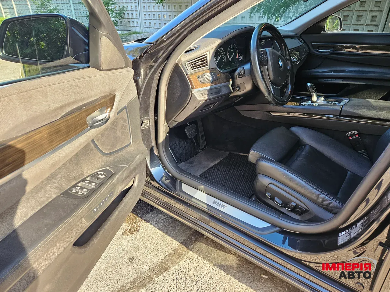 BMW 7 серії - фото 7