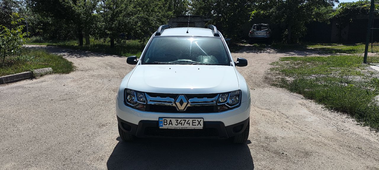 Renault Duster - фото 1