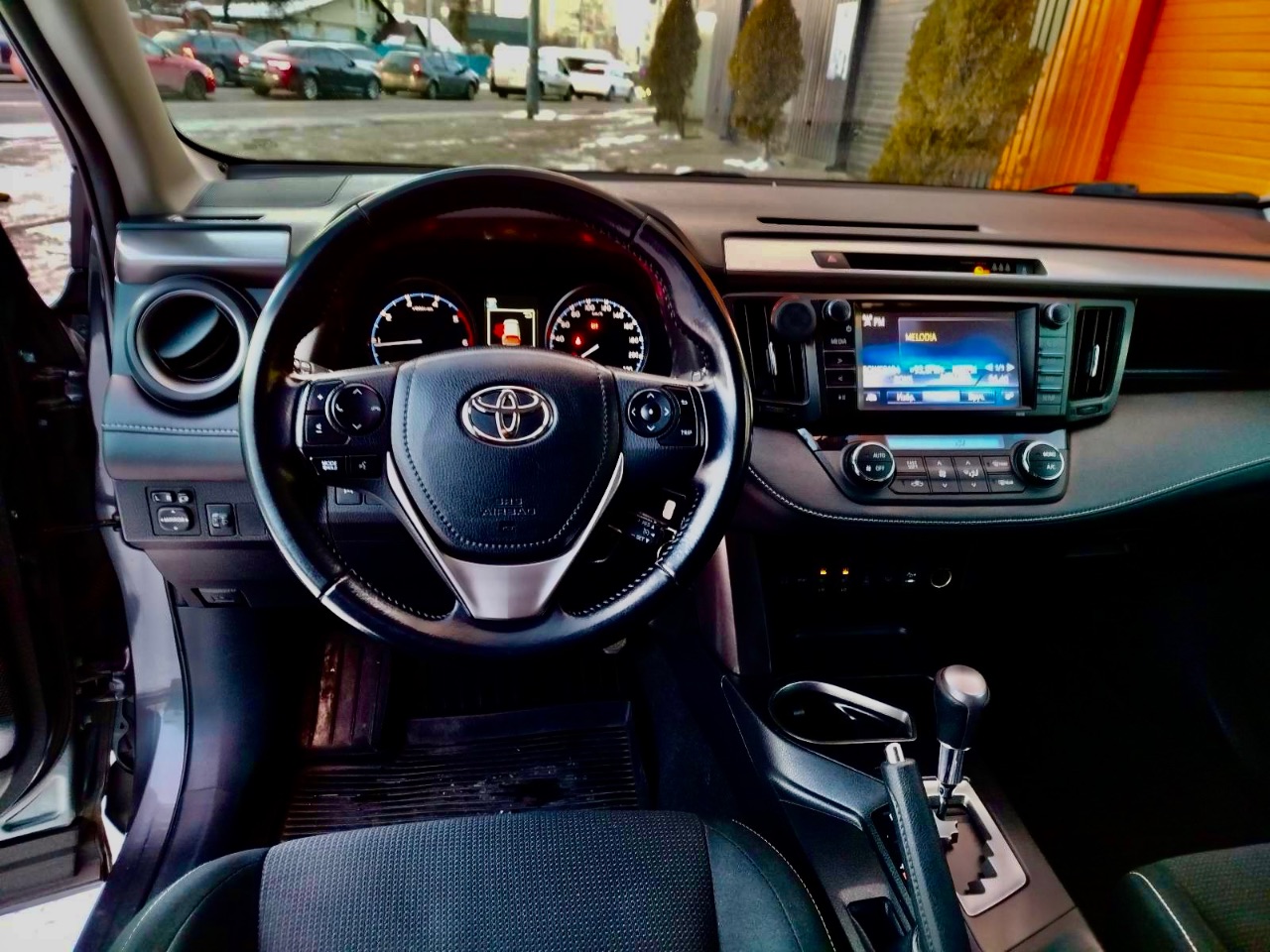 Toyota RAV4 - фото 30