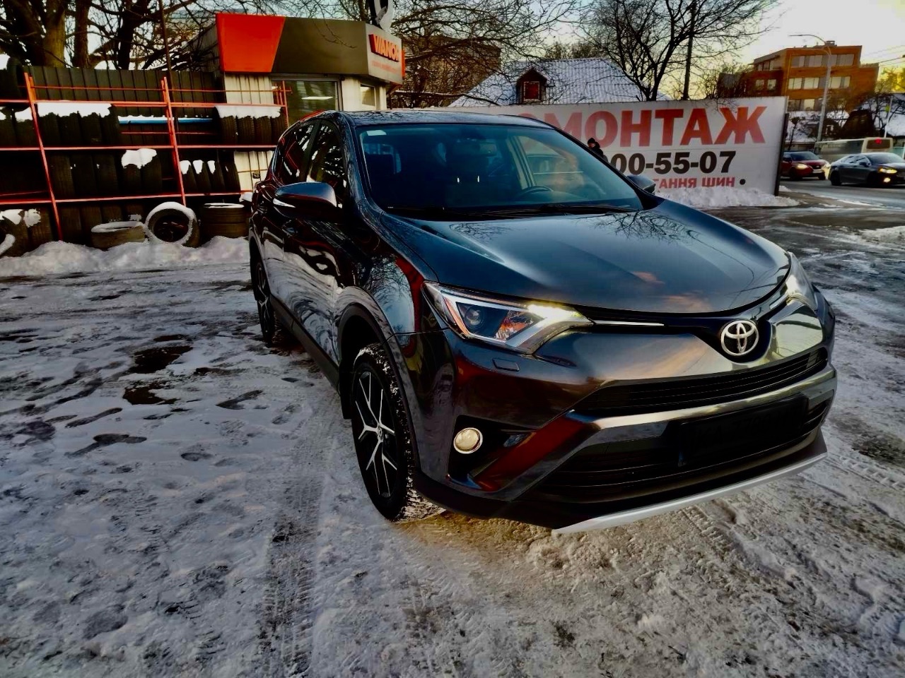 Toyota RAV4 - фото 24