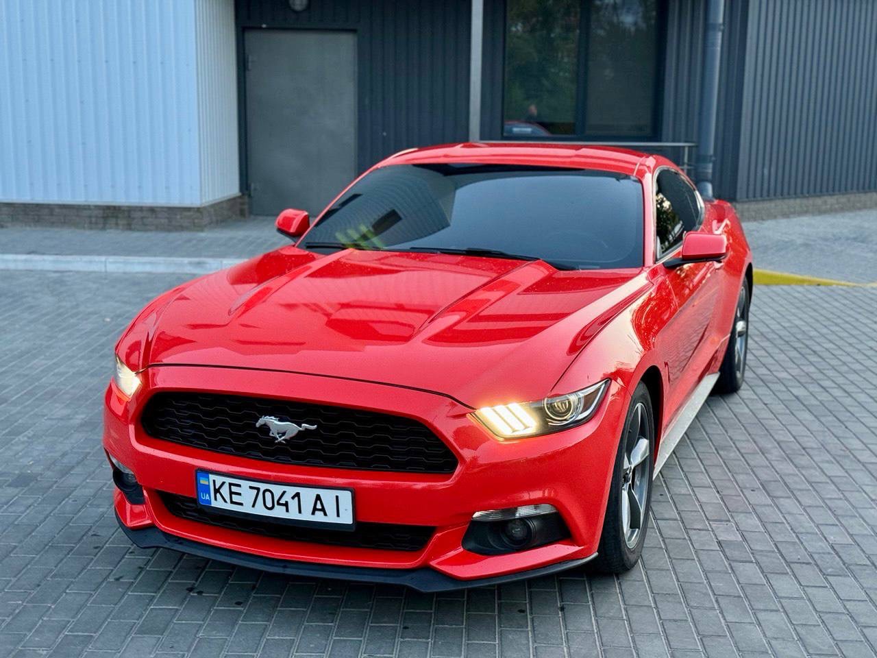 Ford Mustang - фото 9