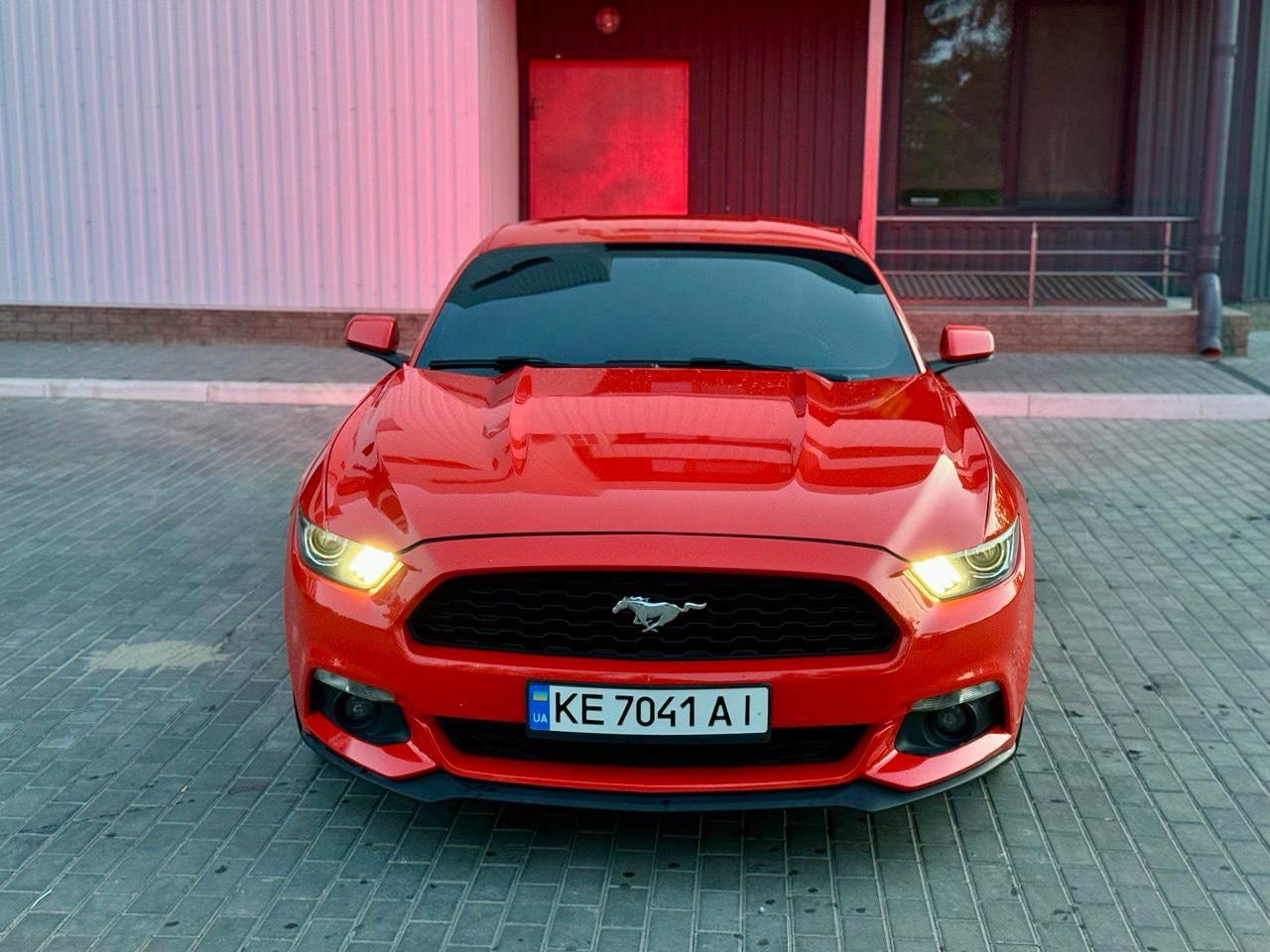 Ford Mustang - фото 2