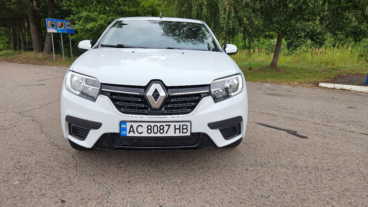 Renault Logan - фото 3