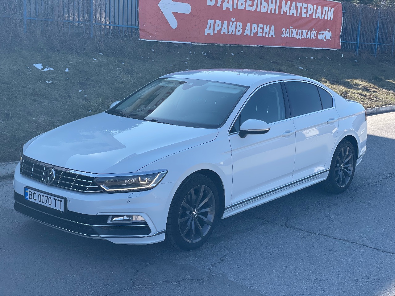 Volkswagen Passat - фото 9