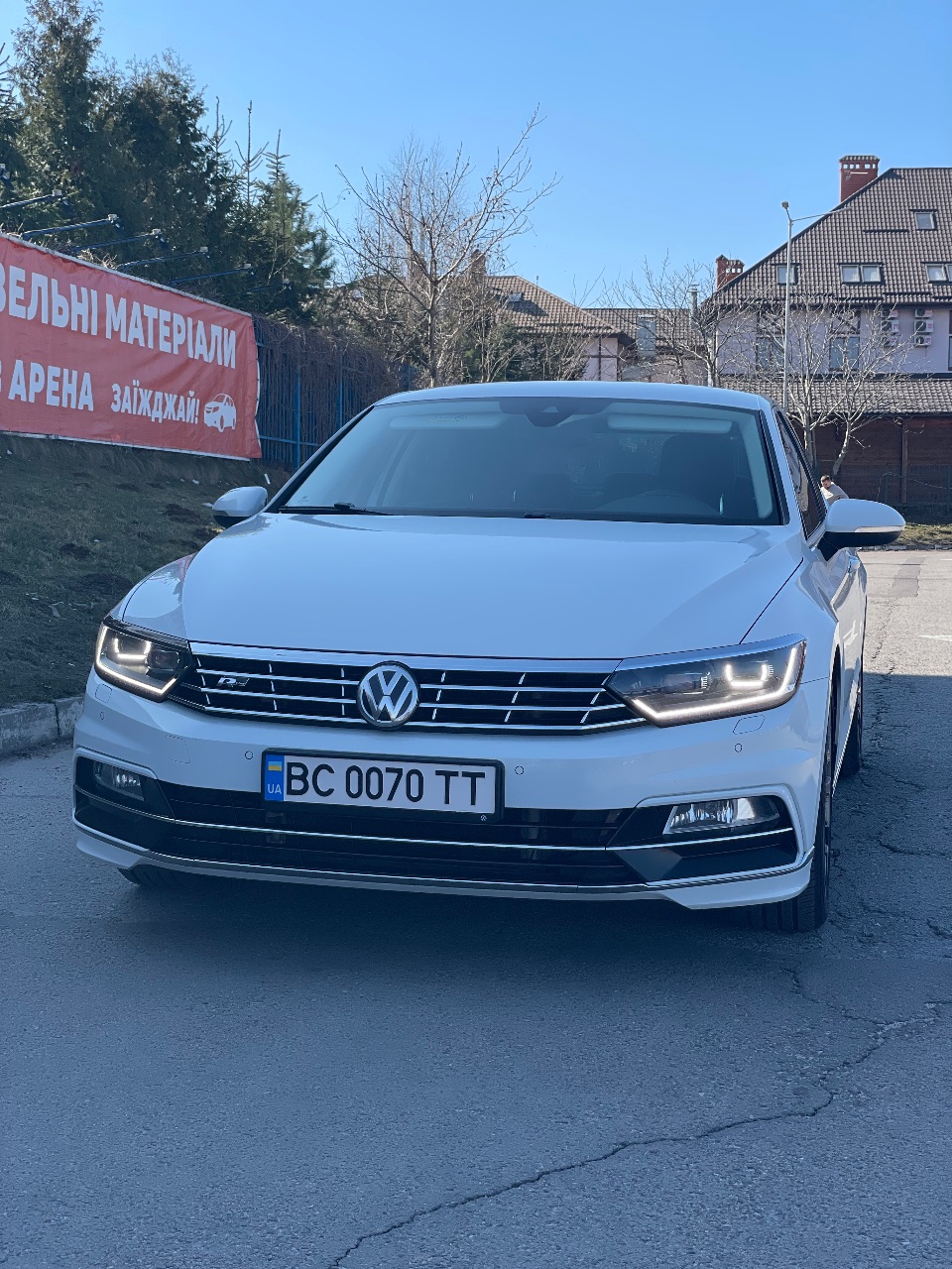 Volkswagen Passat - фото 1