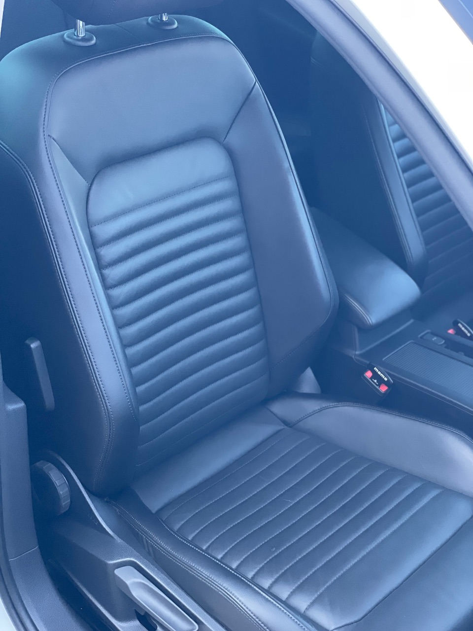 Volkswagen Passat - фото 16