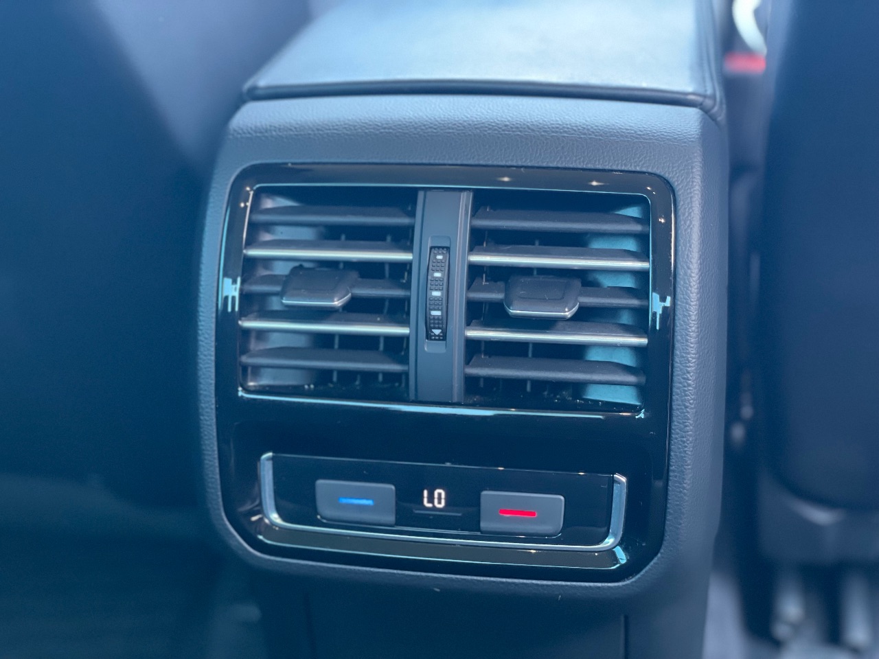 Volkswagen Passat - фото 14