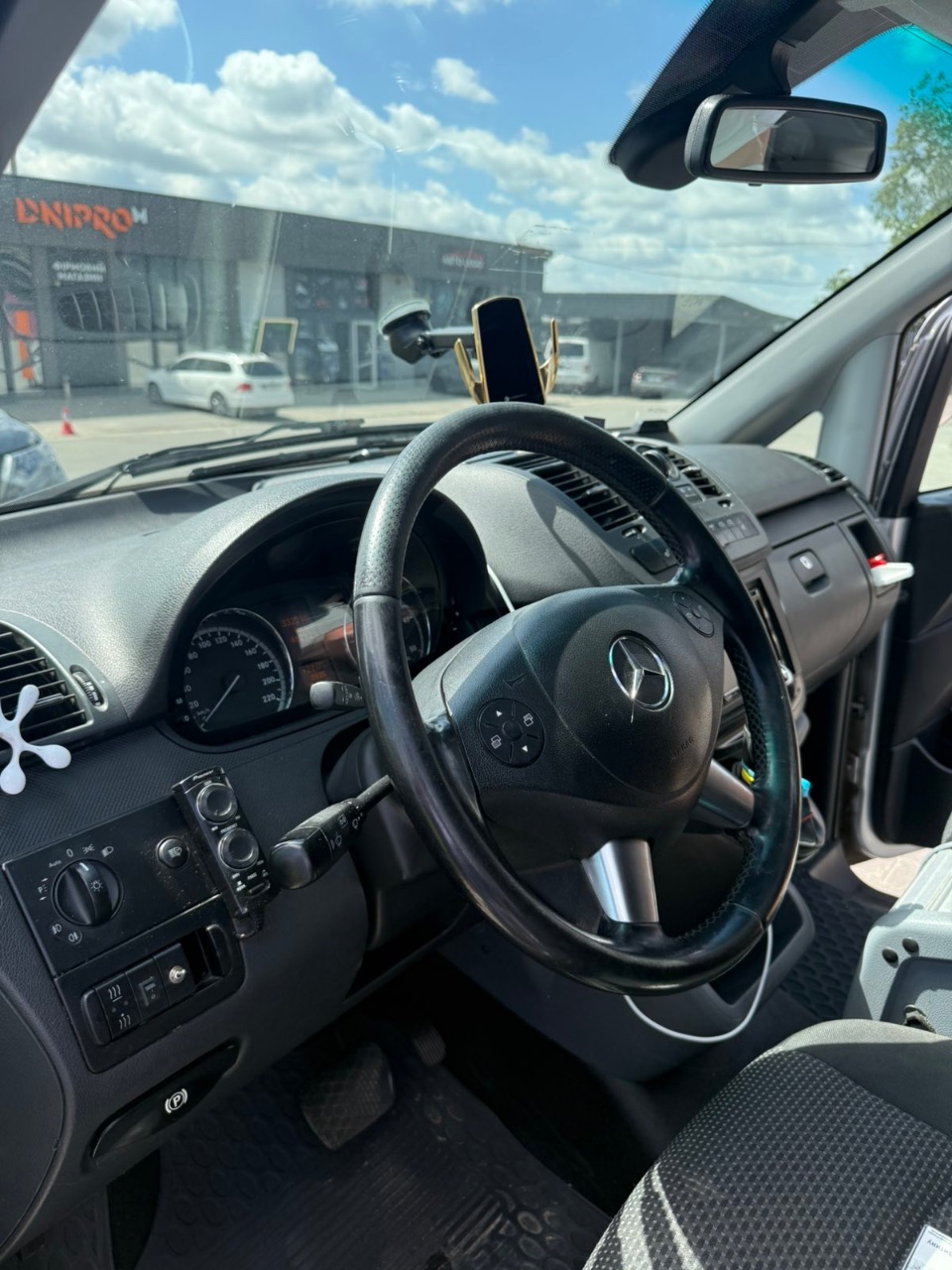 Mercedes-Benz Vito - фото 9