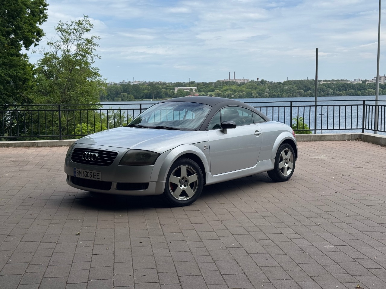Audi TT - фото 5