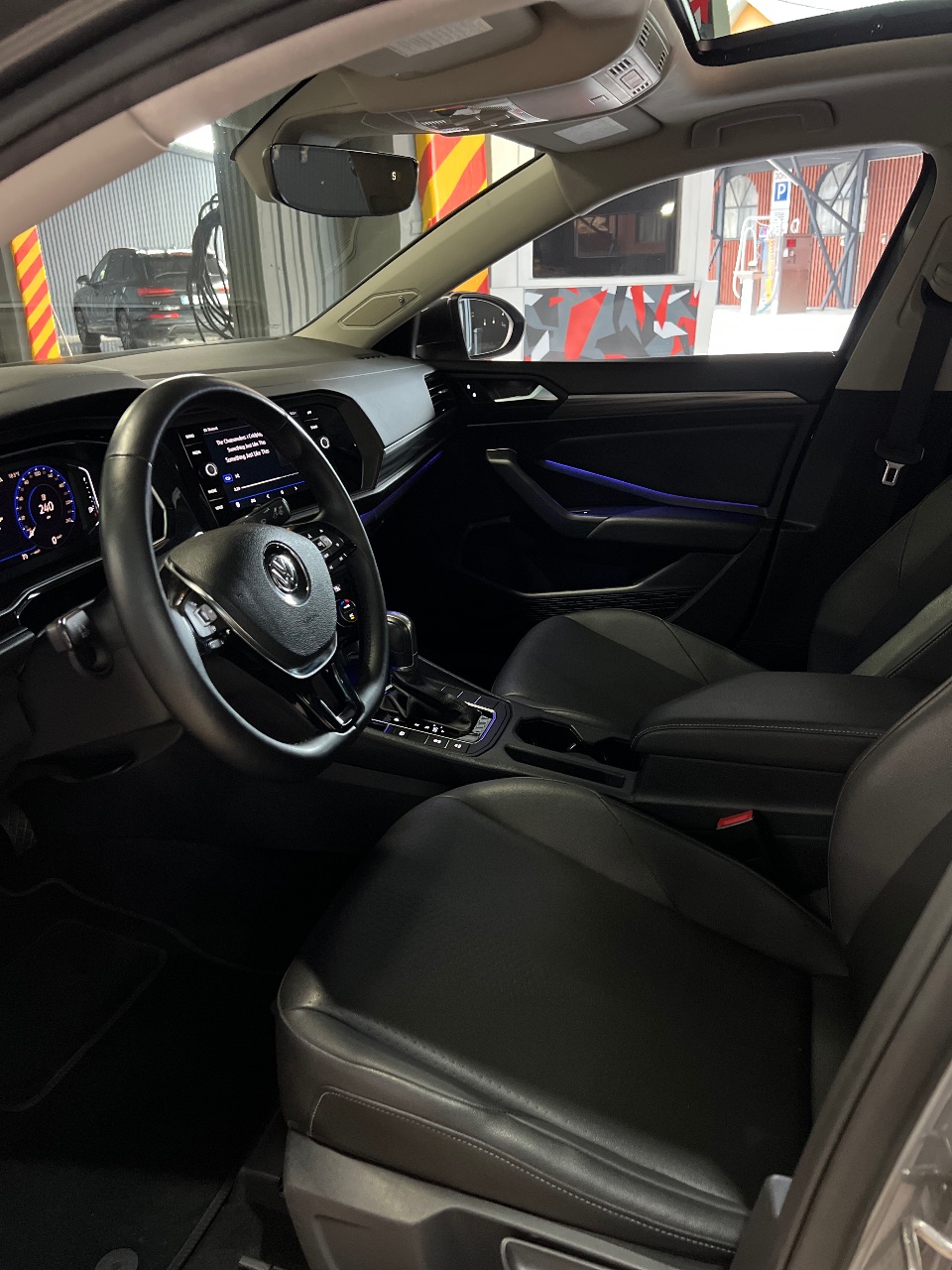 Volkswagen Jetta - фото 6