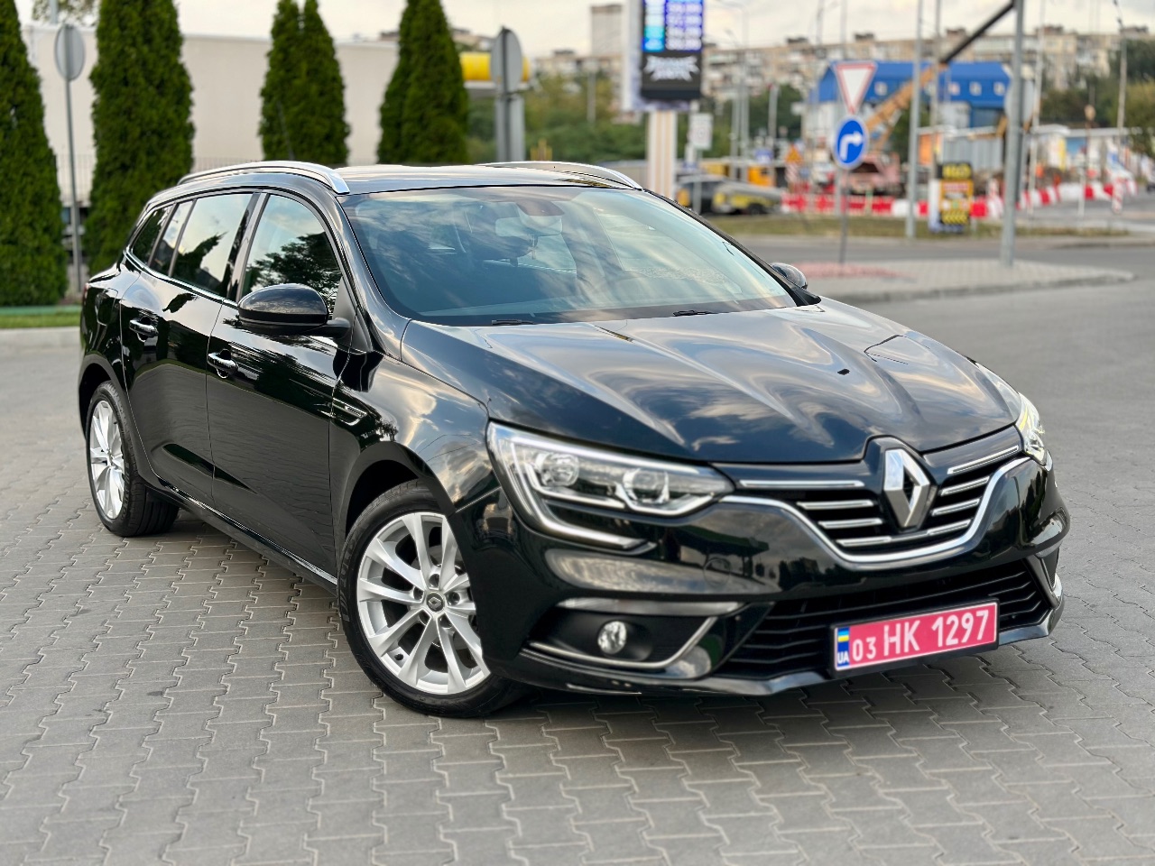 Renault Megane - фото 13