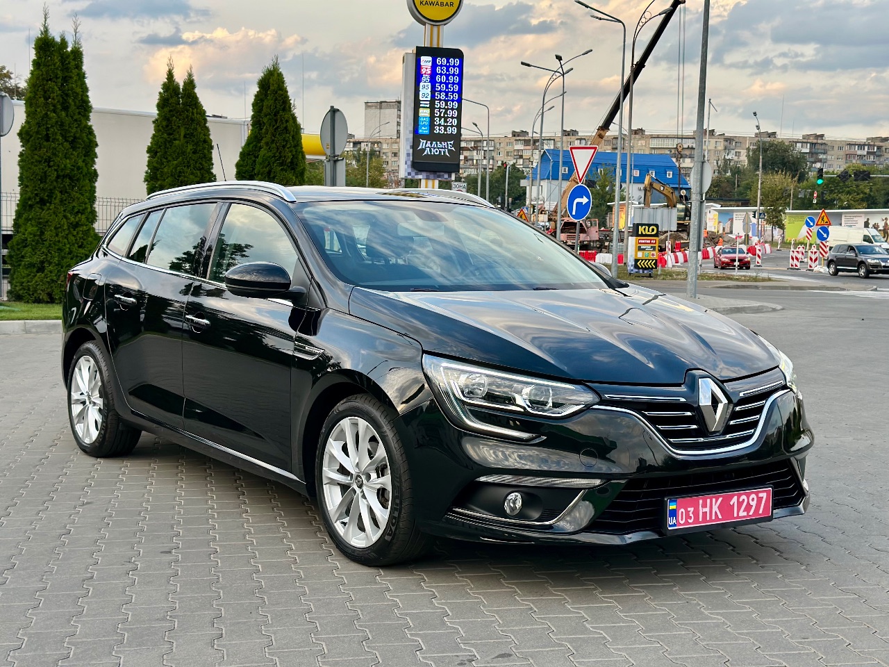 Renault Megane - фото 17