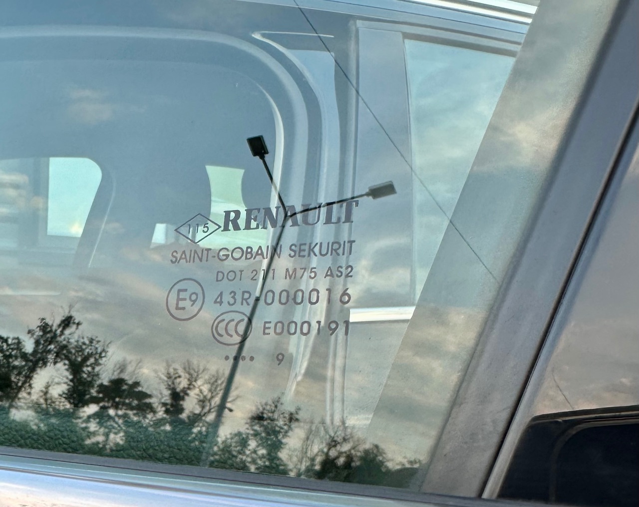 Renault Megane - фото 57