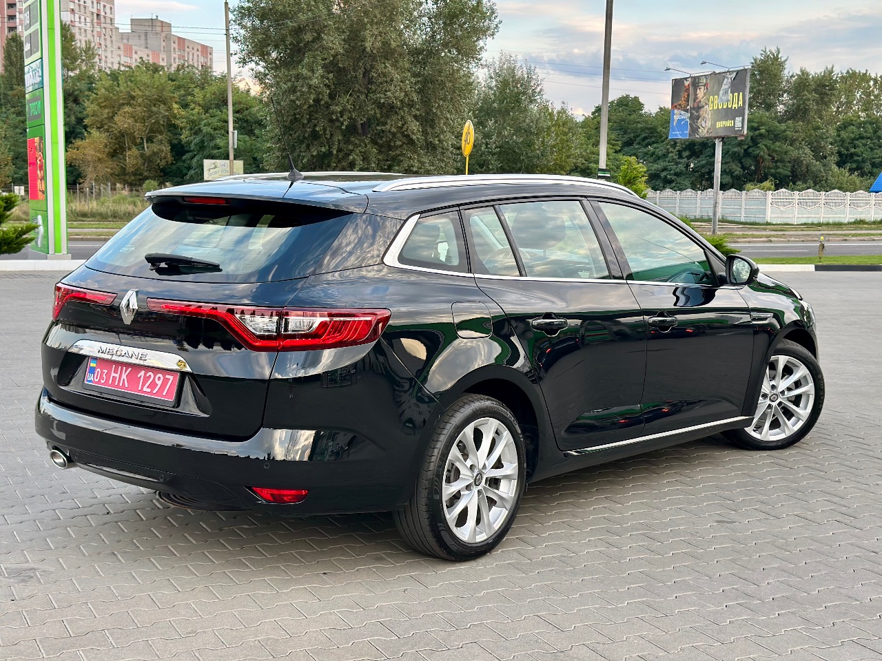 Renault Megane - фото 9