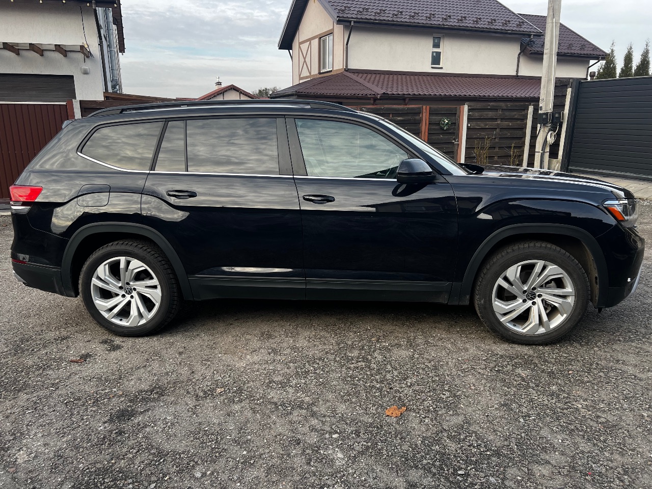 Volkswagen Atlas - фото 2