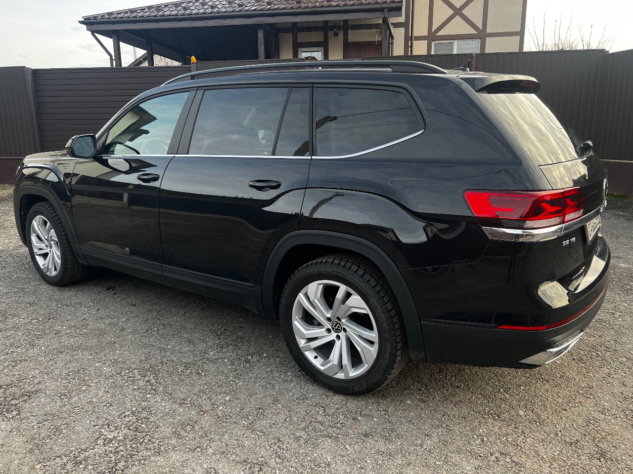 Volkswagen Atlas - фото 4