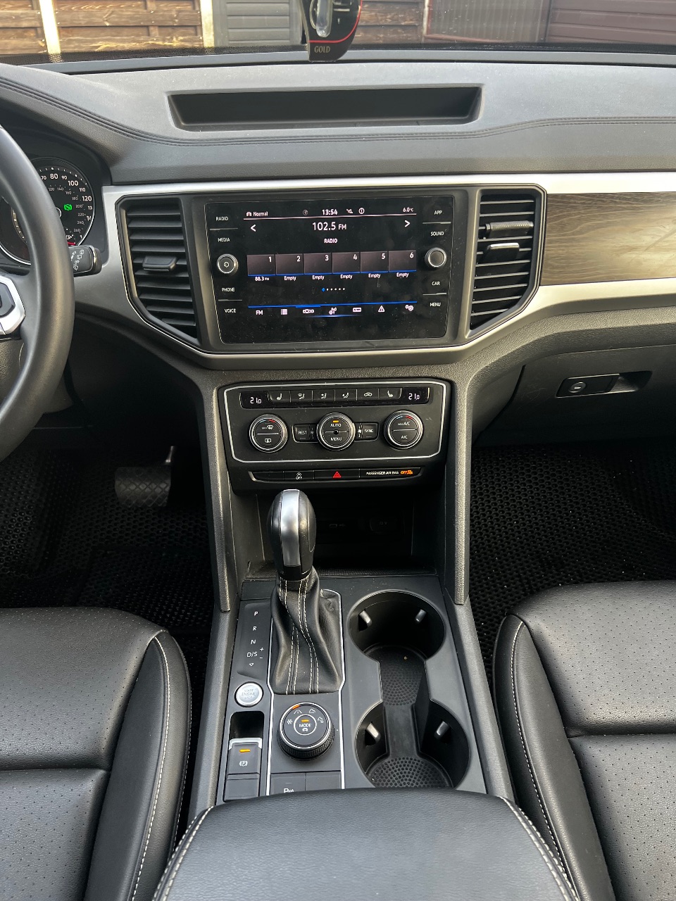 Volkswagen Atlas - фото 16