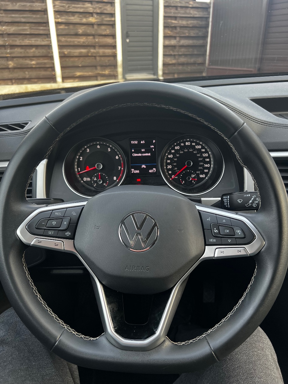 Volkswagen Atlas - фото 11