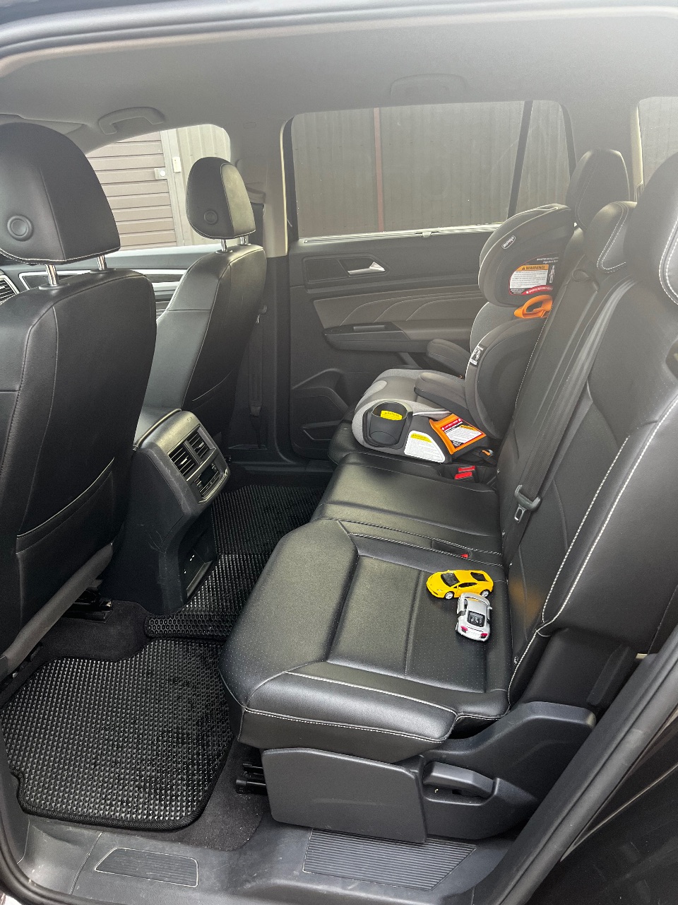 Volkswagen Atlas - фото 6