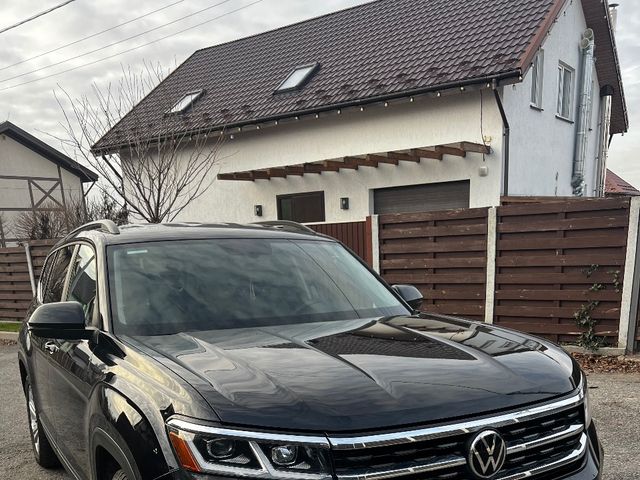 Volkswagen Atlas - фото 1