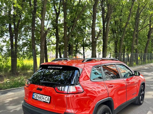 Jeep Cherokee - фото 5