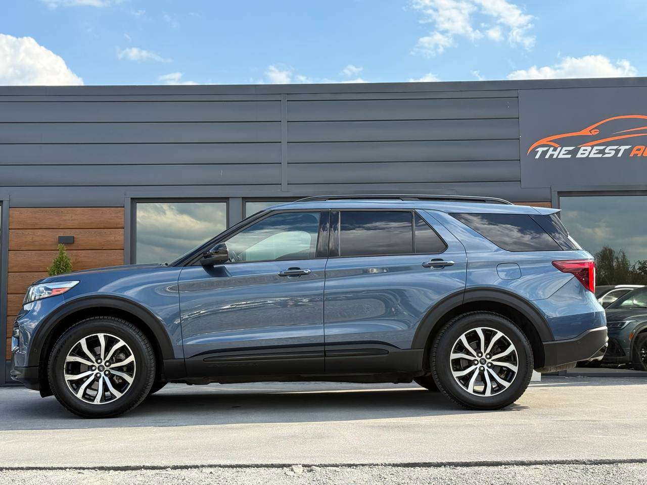 Ford Explorer - фото 8