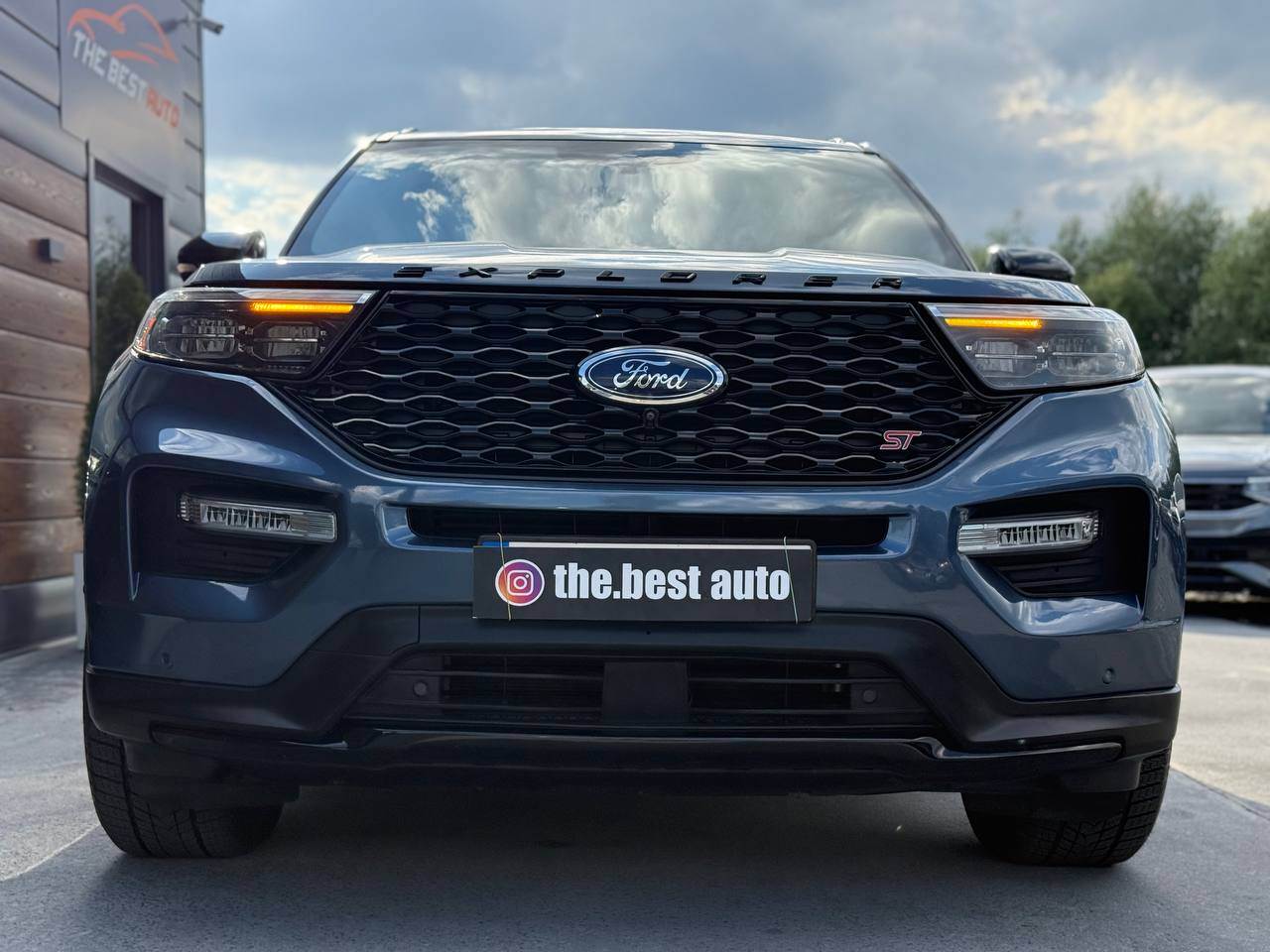 Ford Explorer - фото 15