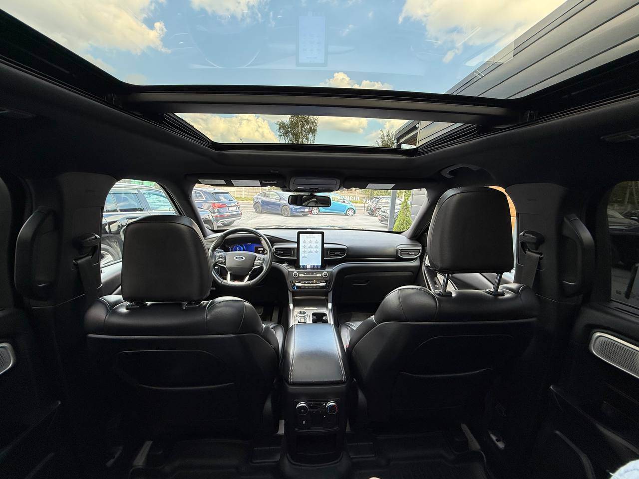 Ford Explorer - фото 51