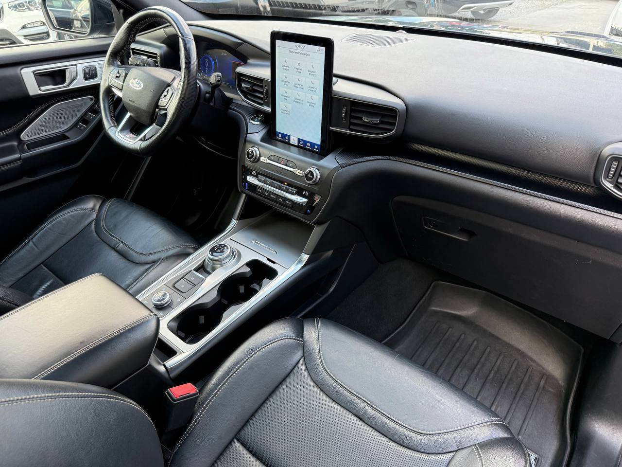 Ford Explorer - фото 65