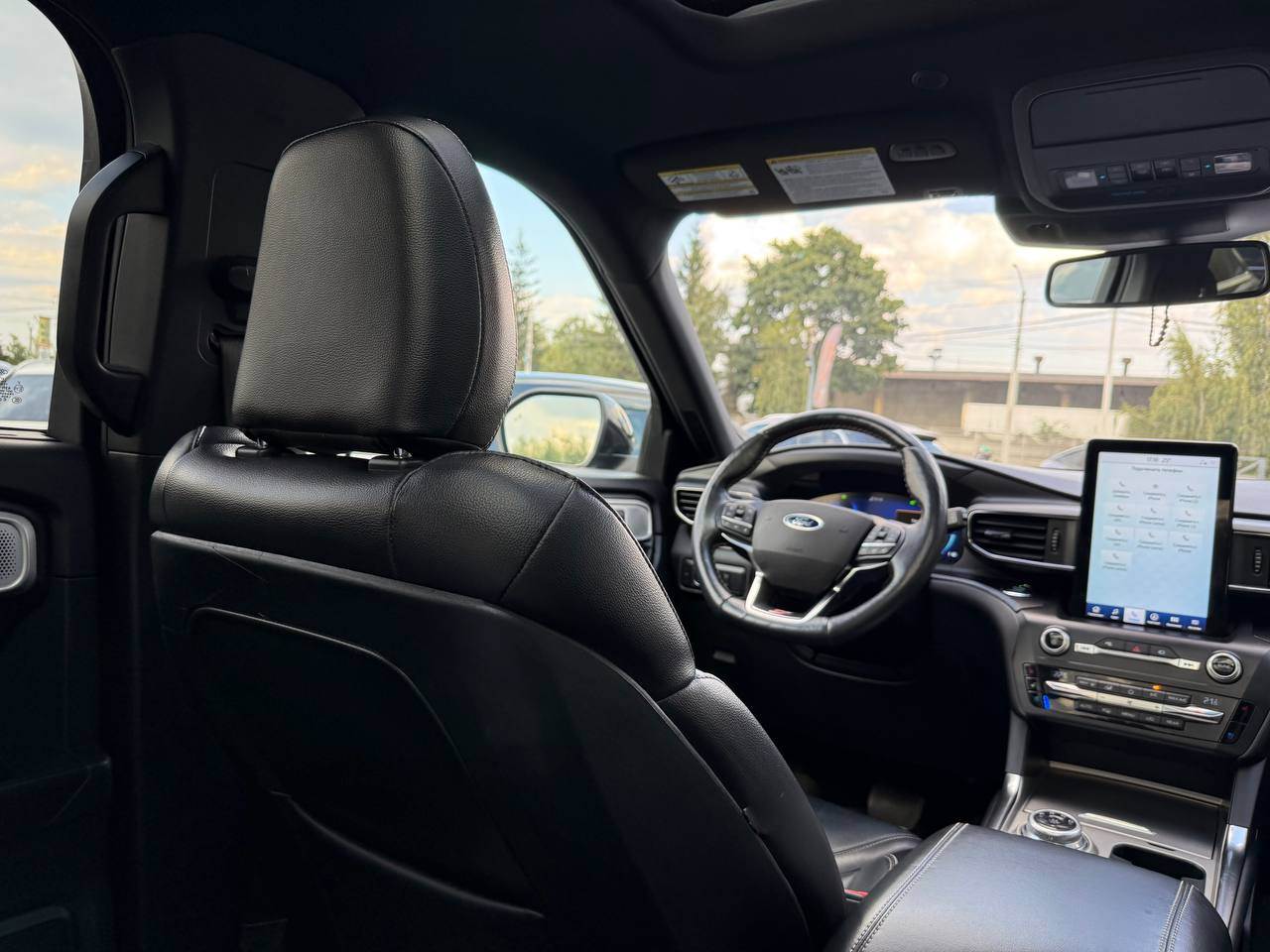 Ford Explorer - фото 53