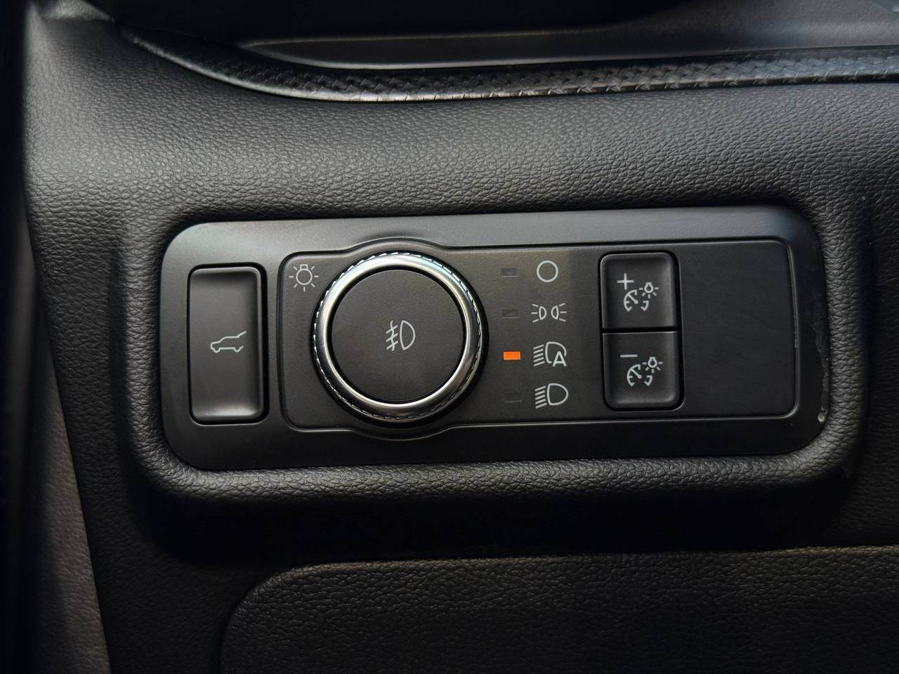 Ford Explorer - фото 27