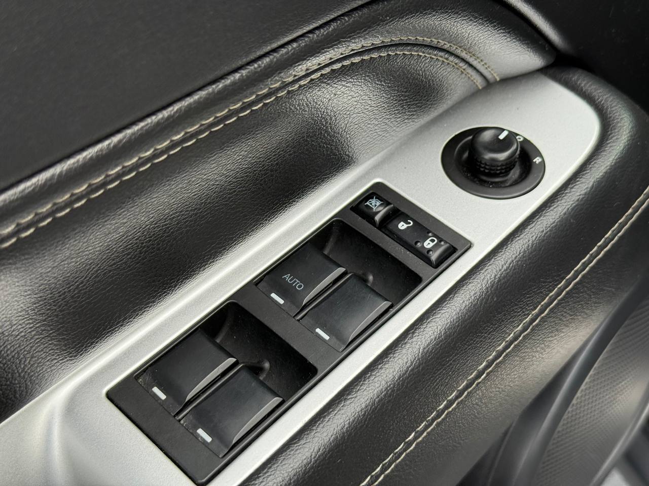 Jeep Compass - фото 14