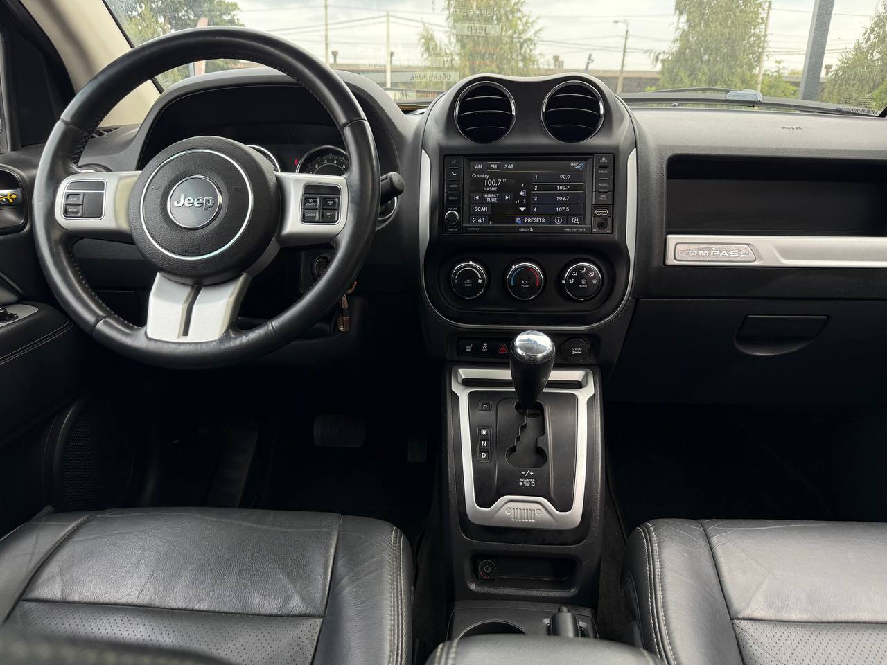 Jeep Compass - фото 41